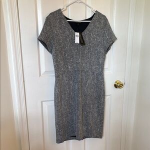 Banana Republic Black and White Sheath Dress V-Neck Midi